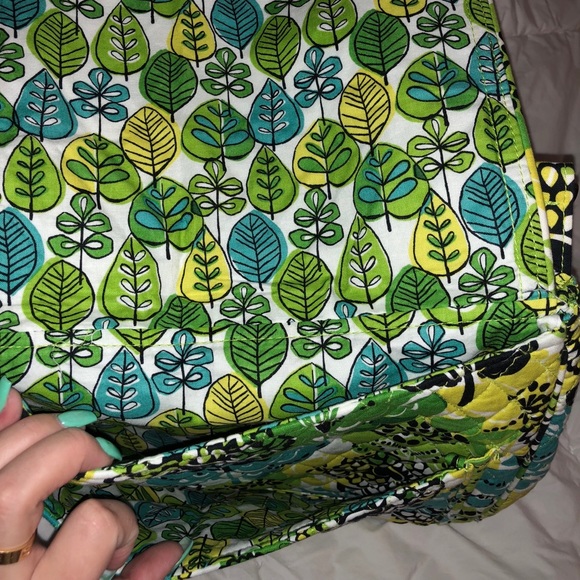 Vera Bradley flap purse - Picture 3 of 6